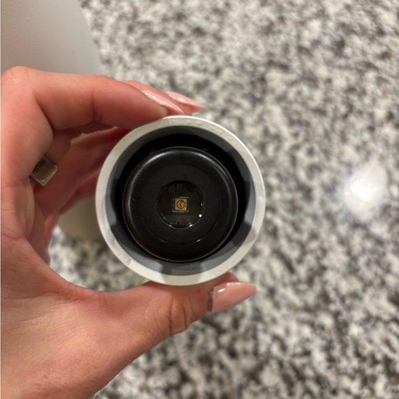 LARQ Terra Self Cleaning Bottle 24oz - Picture 3 of 8